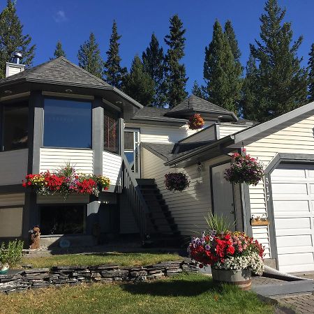 Bed & Breakfast Monarch Canmore Exterior photo